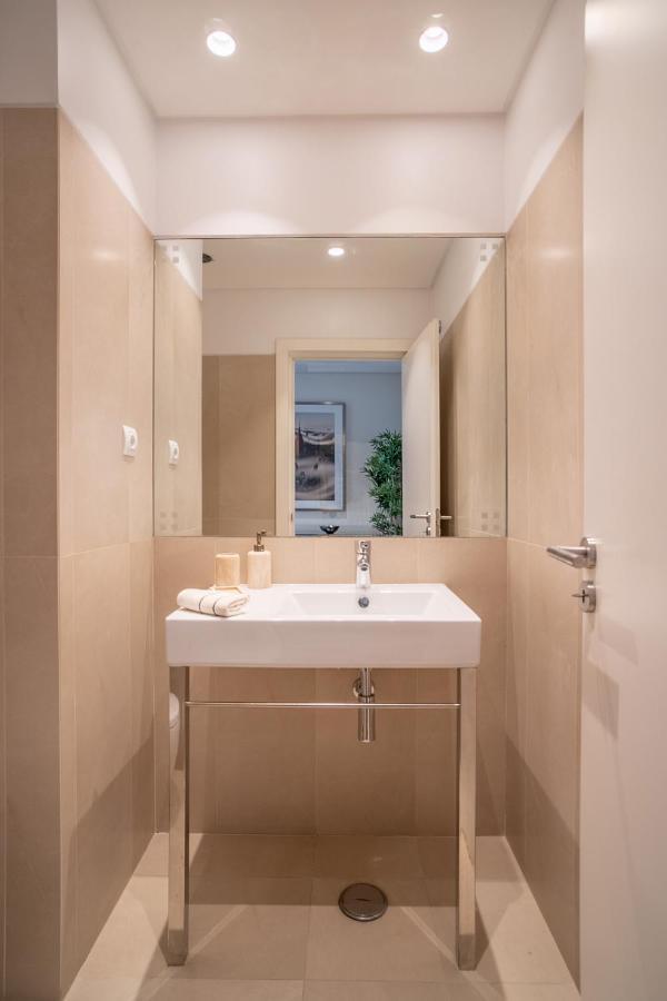 Movenpick Apartment Funchal  Bagian luar foto