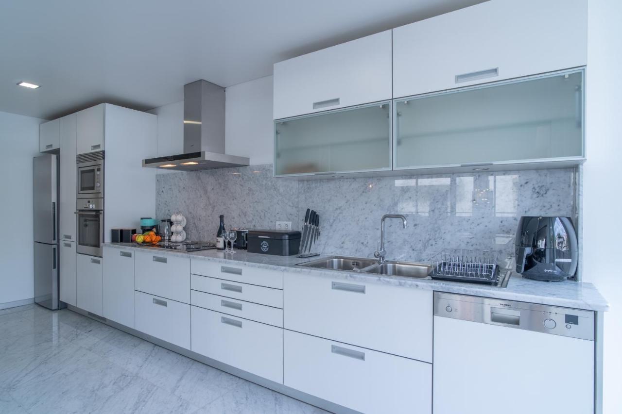 Movenpick Apartment Funchal  Bagian luar foto